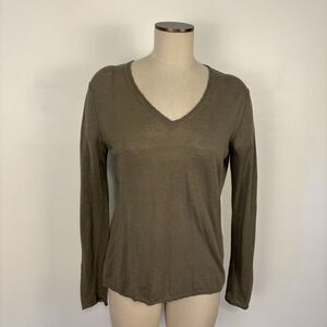 New Scotland Womens medium Olive Green Linen Blend Long Sleeve V-Neck Top Shirt